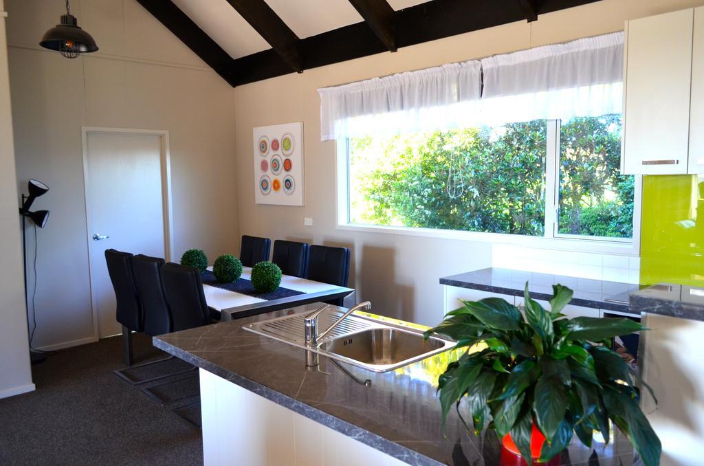 ניו פלימות' A Touch Of Tuscany At Hillsborough מראה חיצוני תמונה